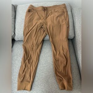Prana Women’s Camel Jogger Pants